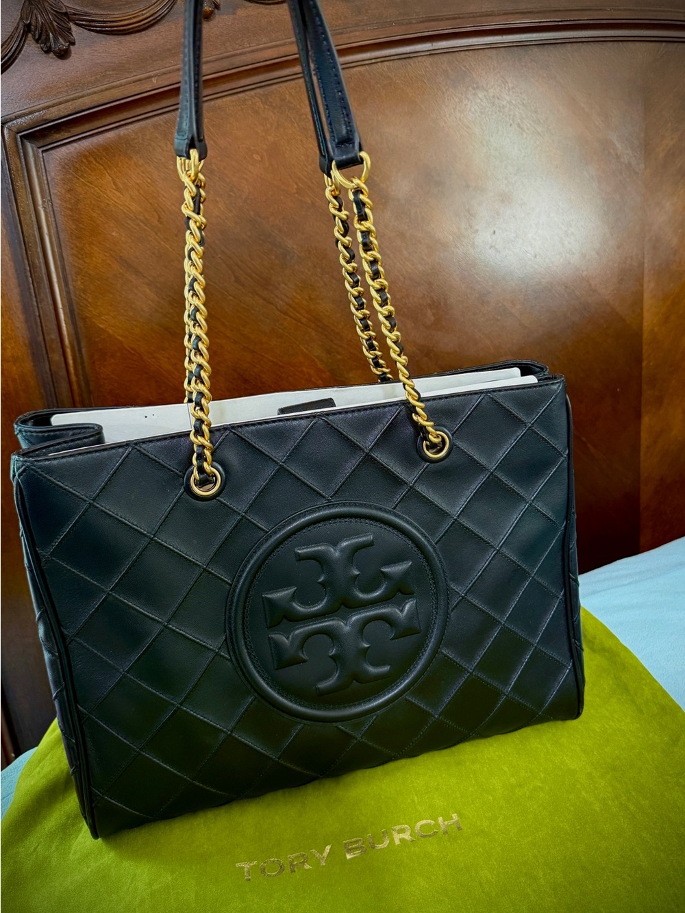 Tory Burch Black Quilted Fleming Soft Chain Large Tote bag